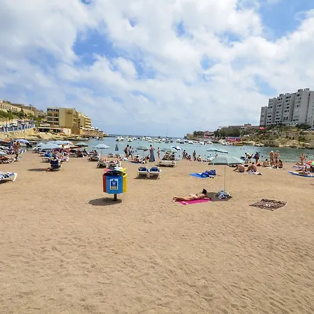 Διαμέρισμα Fleur 3 Bedroom Apartment, Few Metres Away From The Seafront